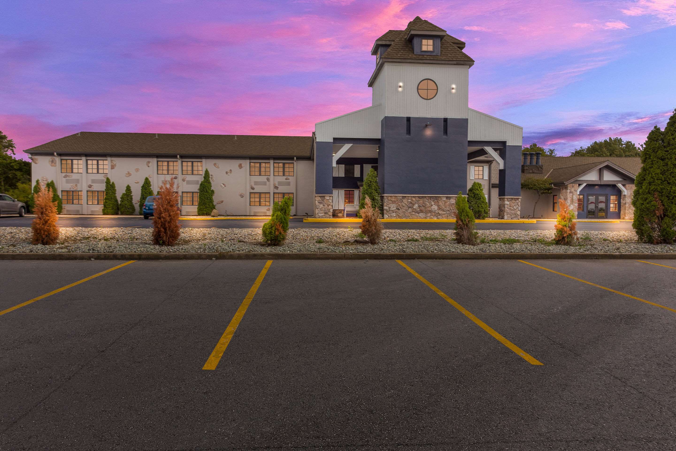 Hotel exterior | The Clover Hotel