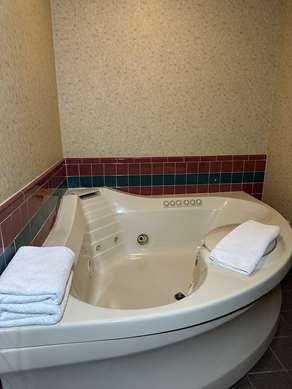 Guest Room,Guest Room Amenity,Suite,On-Site
