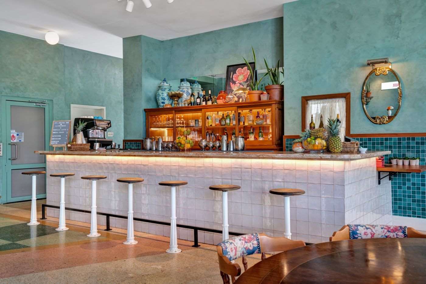 Lobby Bar | Hotel Trouvail Miami Beach