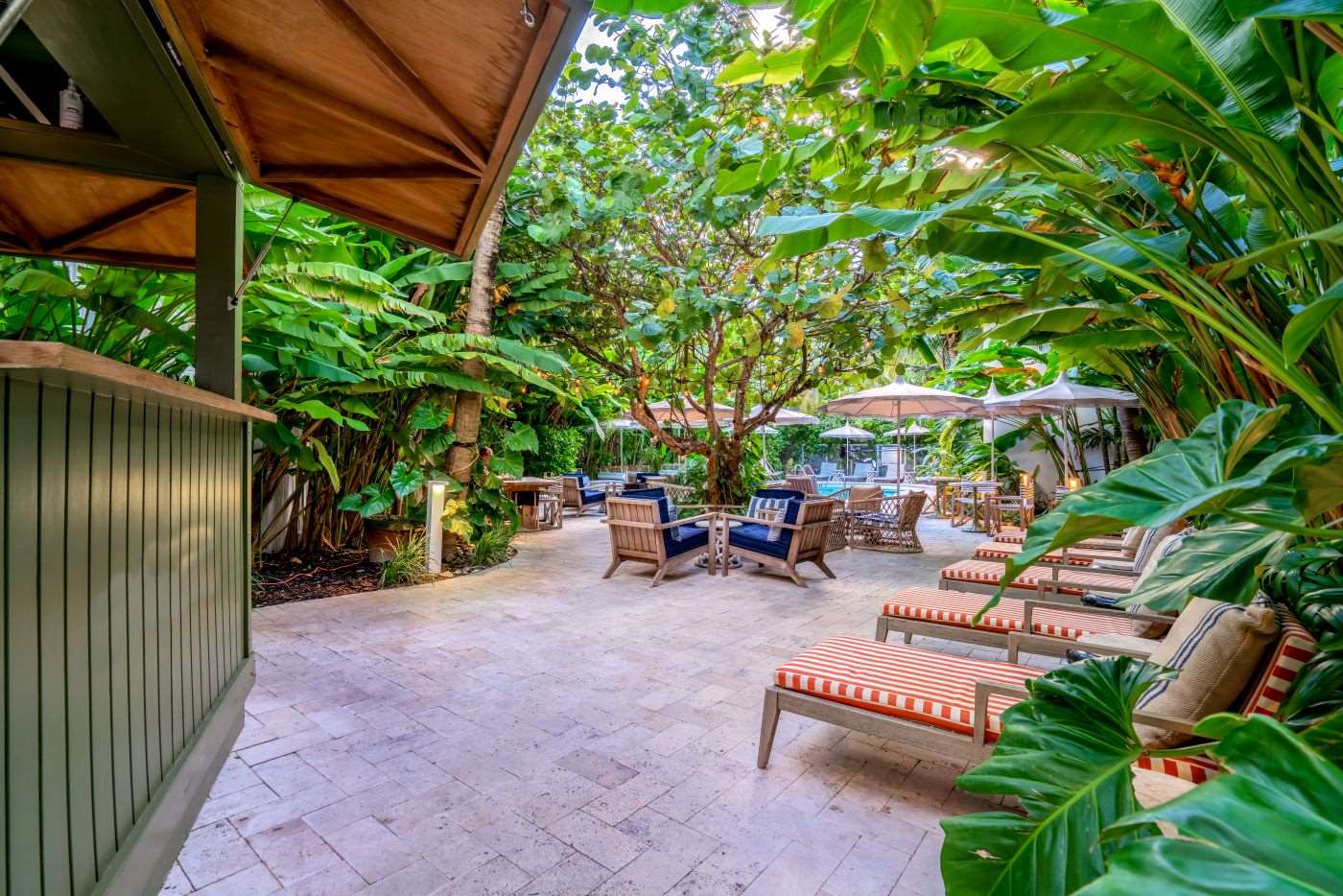 Pool | Hotel Trouvail Miami Beach