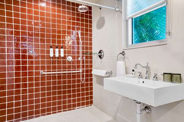  - Hotel Trouvail Miami Beach