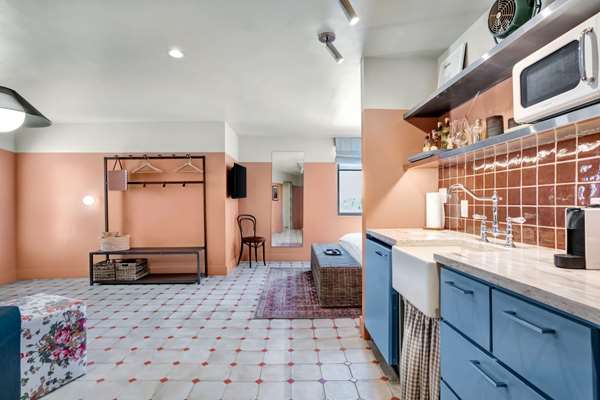  - Hotel Trouvail Miami Beach