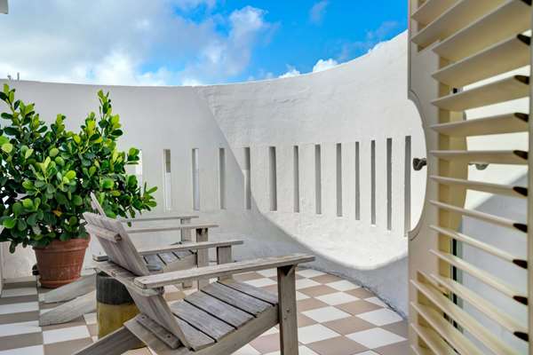  - Hotel Trouvail Miami Beach