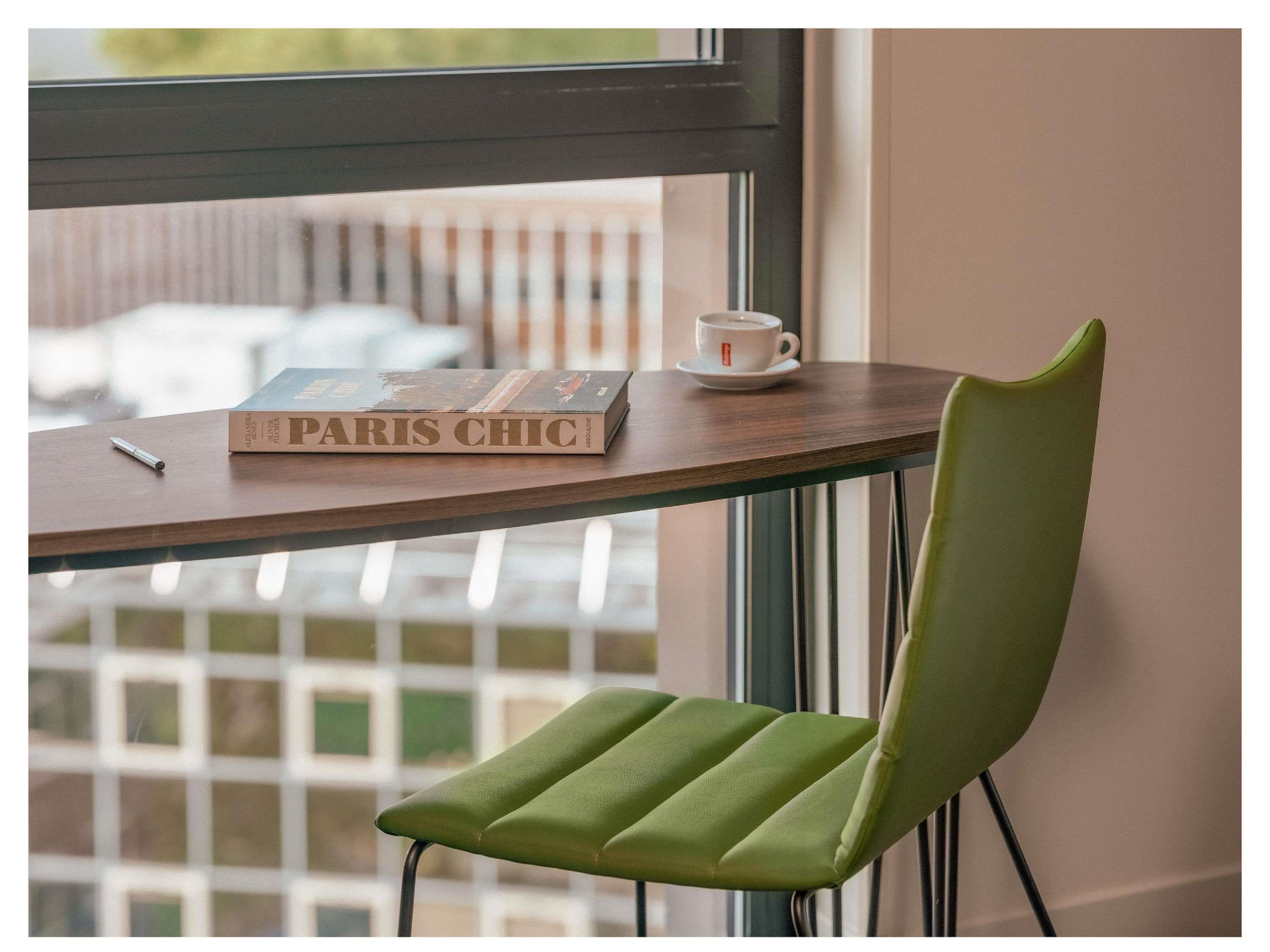 Novotel Paris Val de Fontenay Room Type - Executive room with 2&nbsp;separate beds