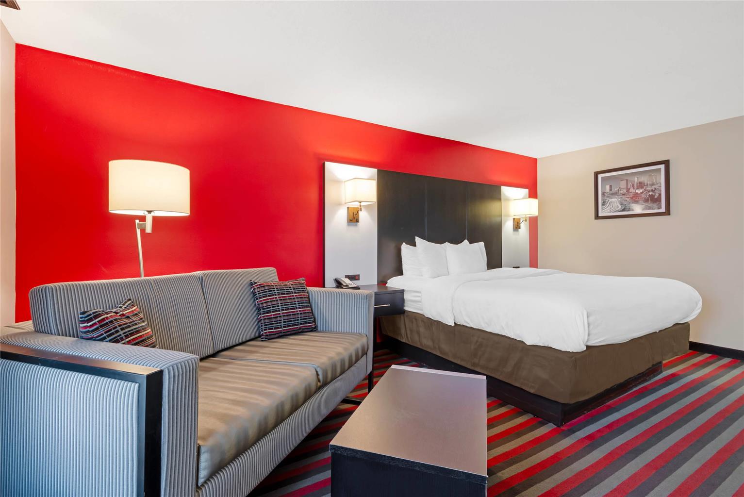 COMFORT INN AND SUITES CARROLLTON-guestroom-Guest Room,Suite,On-Site.jpg
