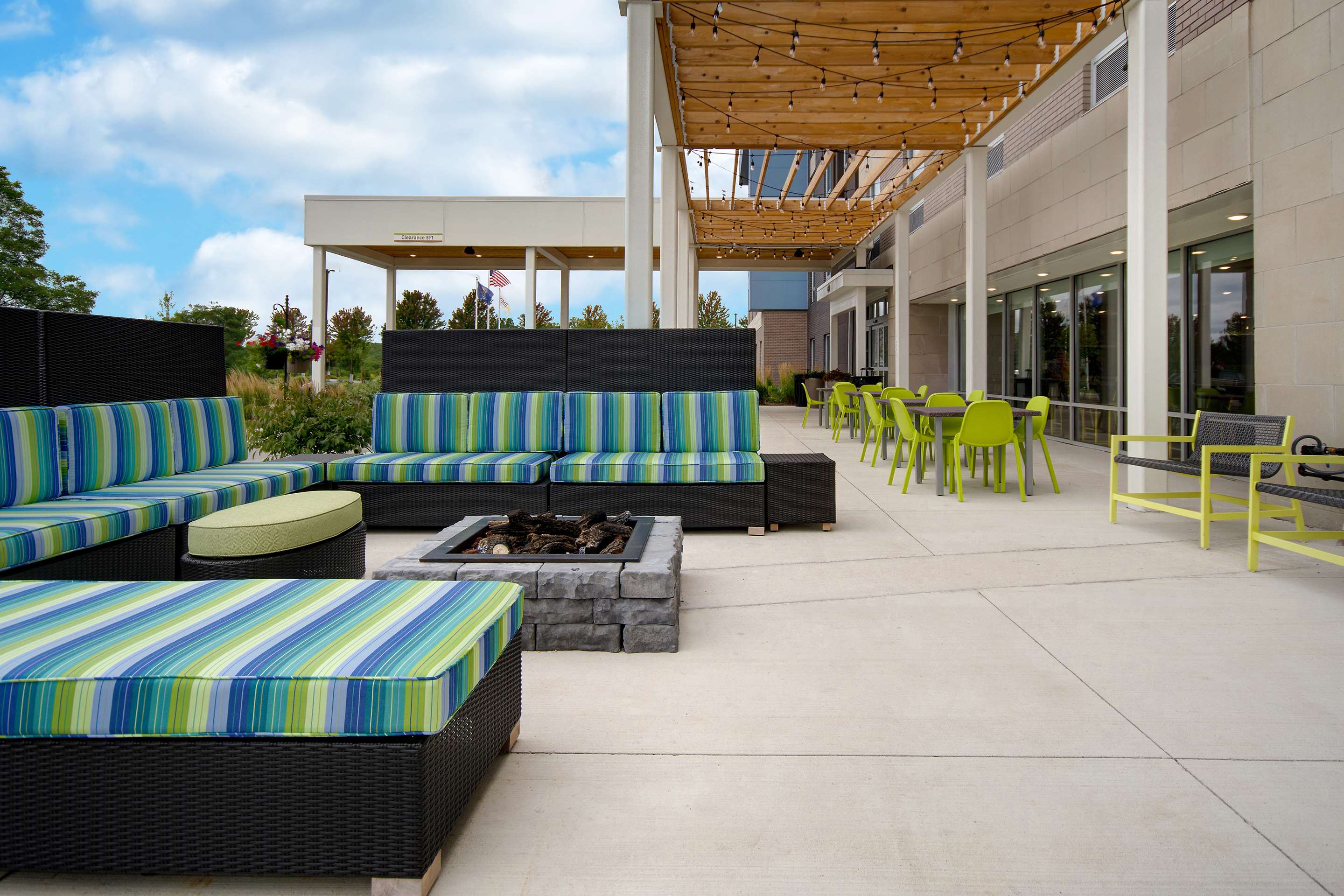 Exterior | Home2 Suites By Hilton Grand Rapids Airport