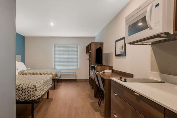 Suite - WoodSpring Suites Bellflower - CA 91, Exit 15