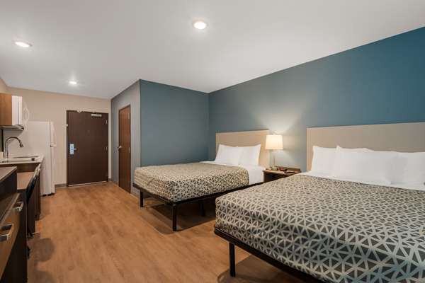 Suite - WoodSpring Suites Bellflower - CA 91, Exit 15