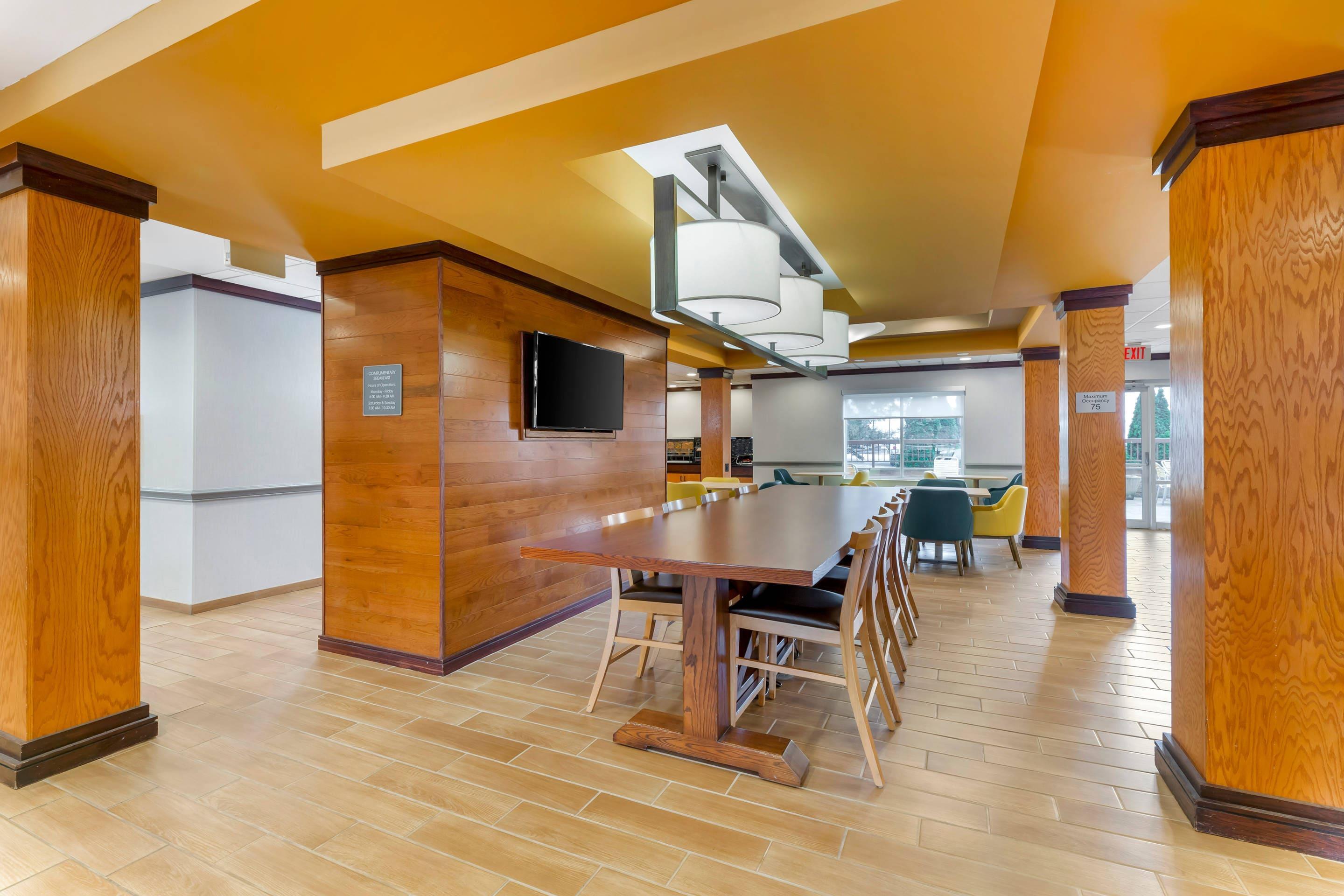 Breakfast area