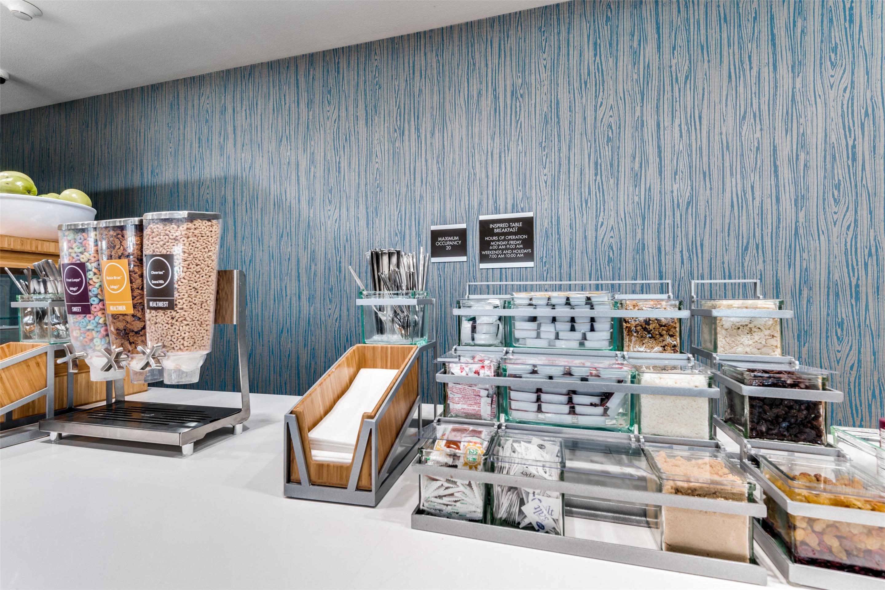 Breakfast Area | Home2 Suites by Hilton Dallas Medical District Lovefield