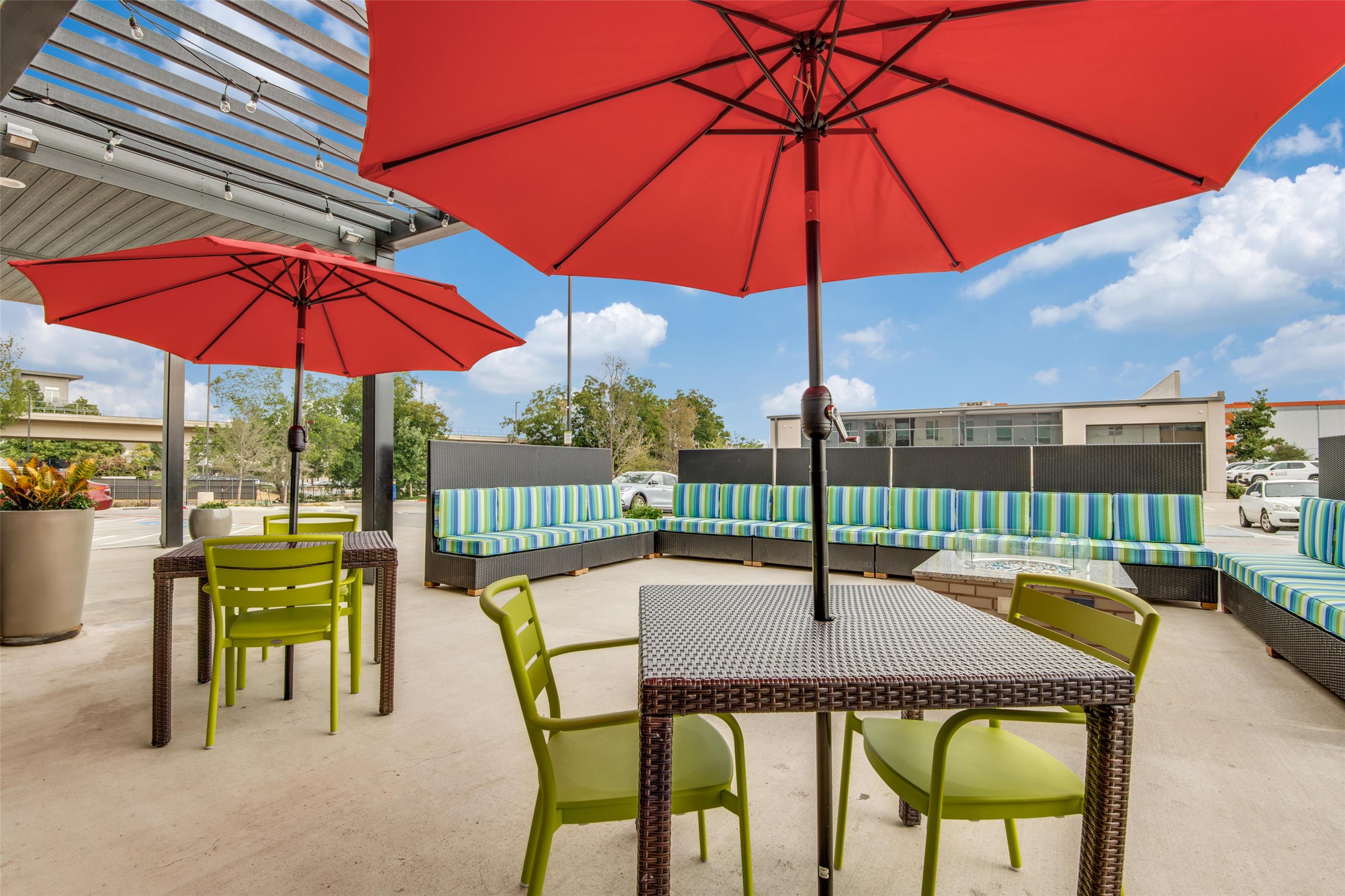 Exterior | Home2 Suites by Hilton Dallas Medical District Lovefield