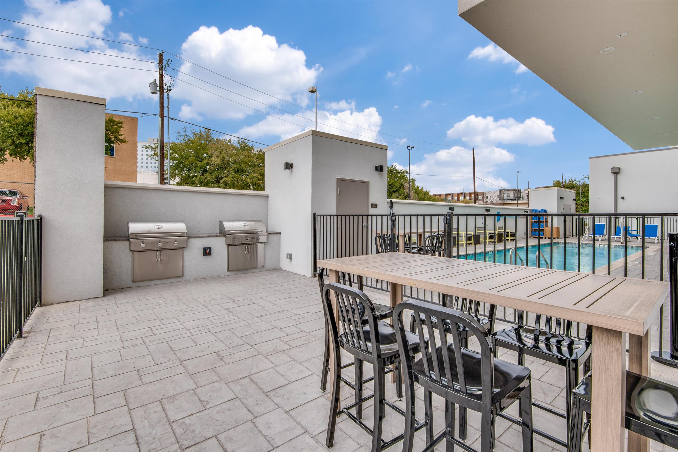 Exterior | Home2 Suites by Hilton Dallas Medical District Lovefield