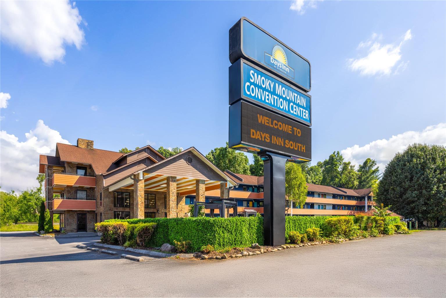 Days Inn by Wyndham Pigeon Forge Parkway