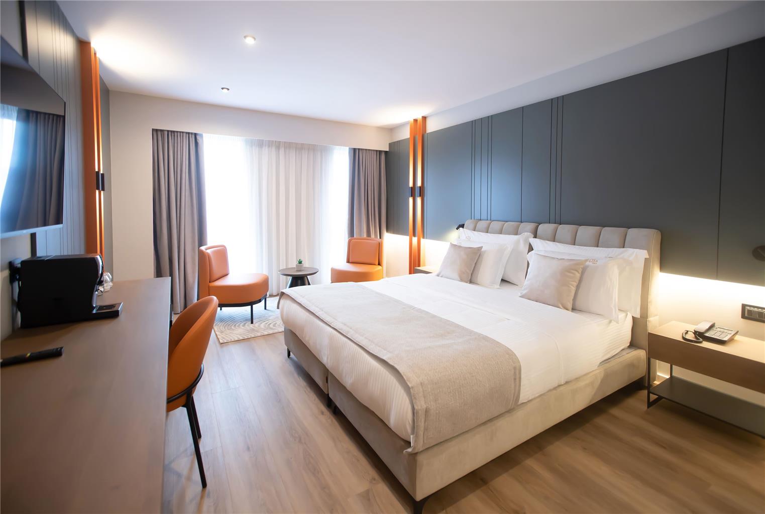 HOTEL ELISA TIRANA AFFILIATED BY ME-guestroom-Guest Room,On-Site.jpg
