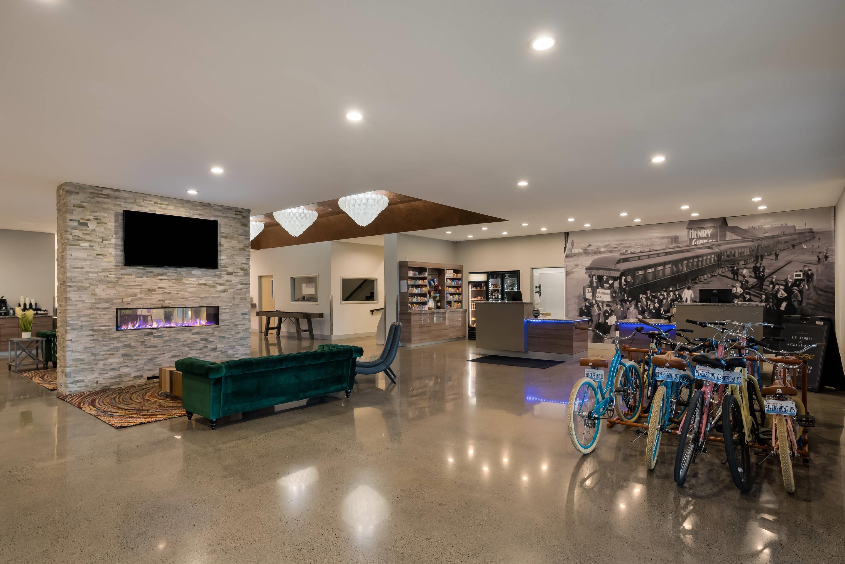 Spacious breakfast area | Richland Riverfront Hotel, Ascend Hotel Collection
