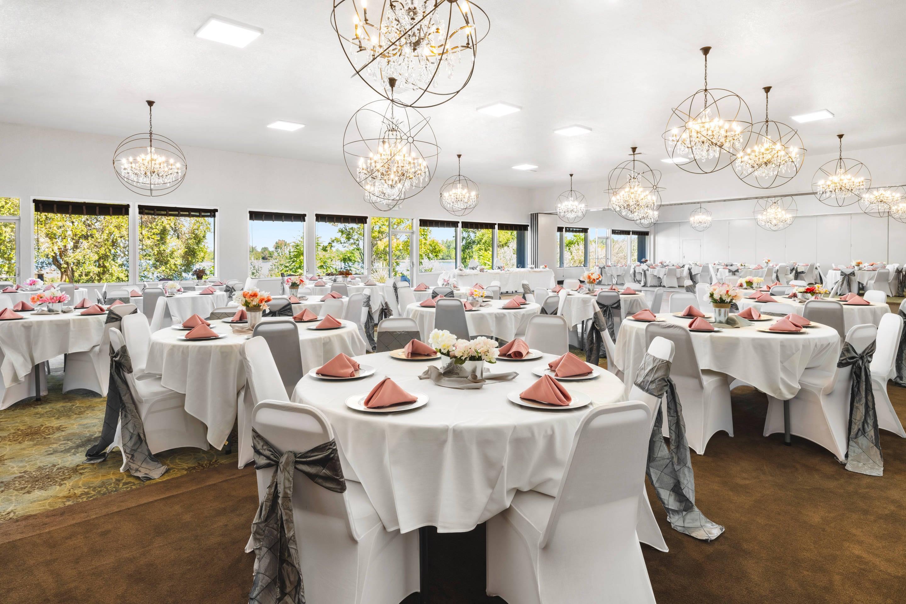 Ballroom | Richland Riverfront Hotel, Ascend Hotel Collection