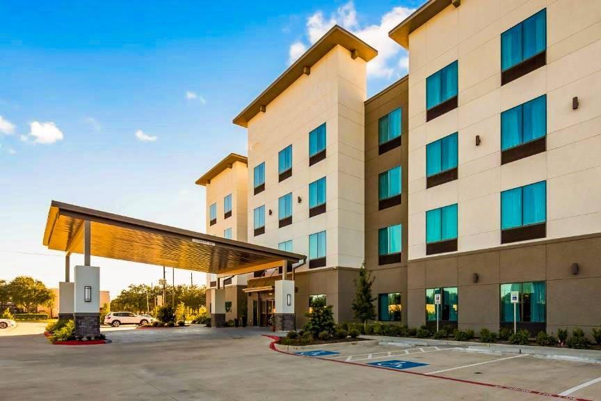 Comfort Inn & Suites Houston I-45 N