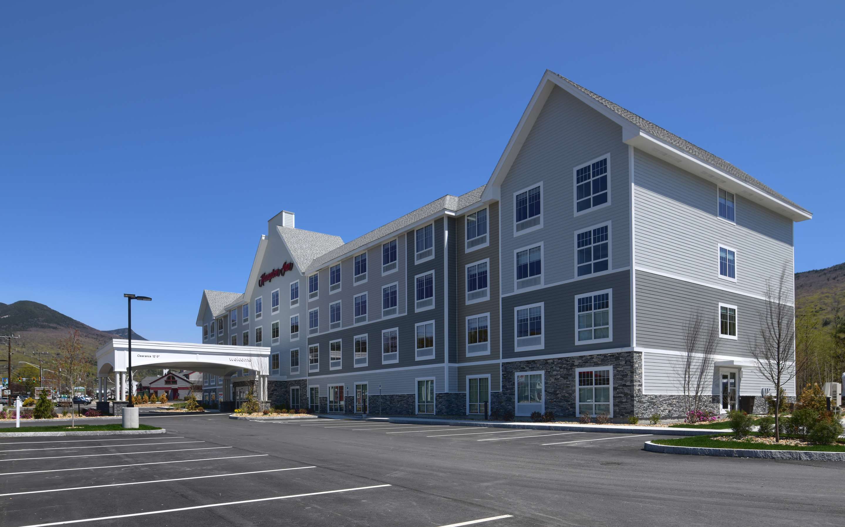 Exterior | Hampton Inn Lincoln White Mountains