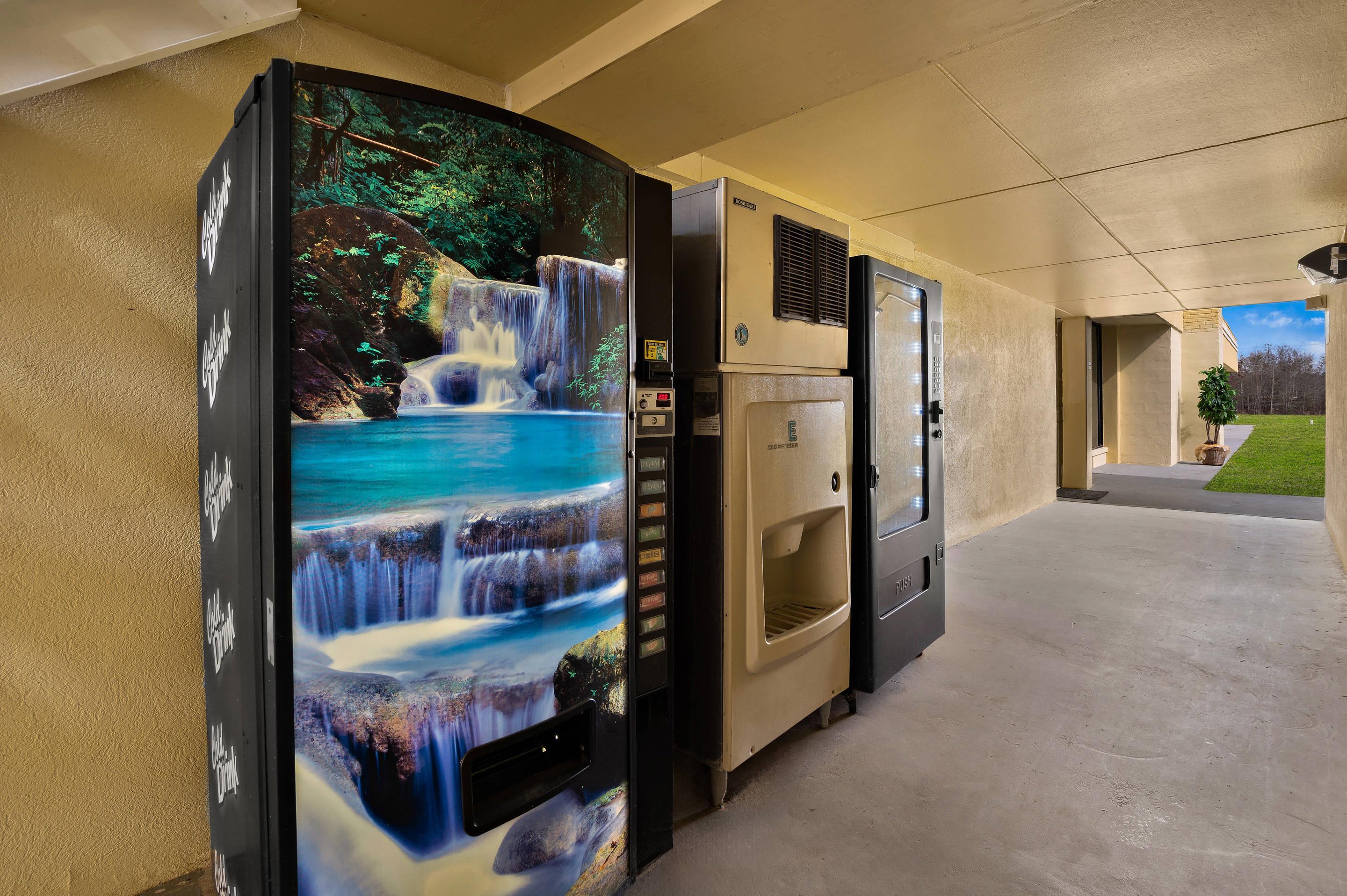 Hotel vending area | Quality Inn