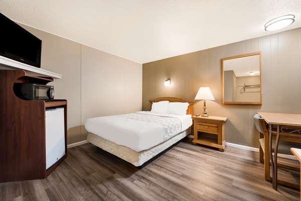  - Rodeway Inn La Crosse