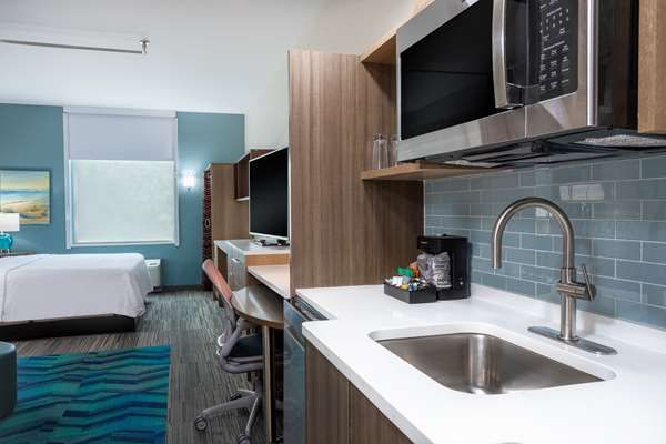  - Home2 Suites by Hilton Vero Beach - I-95, Exit 147