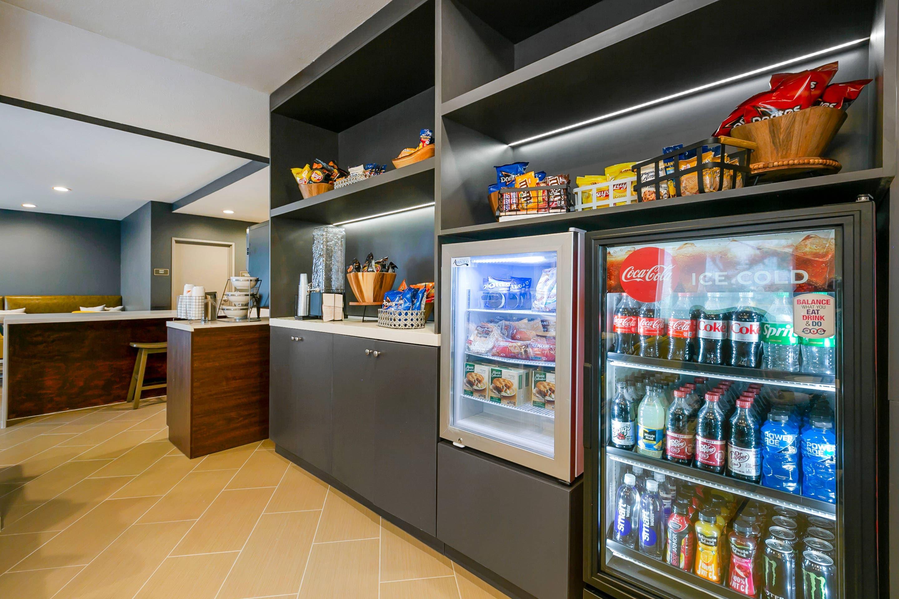 Hotel lobby | Comfort Inn & Suites Houma