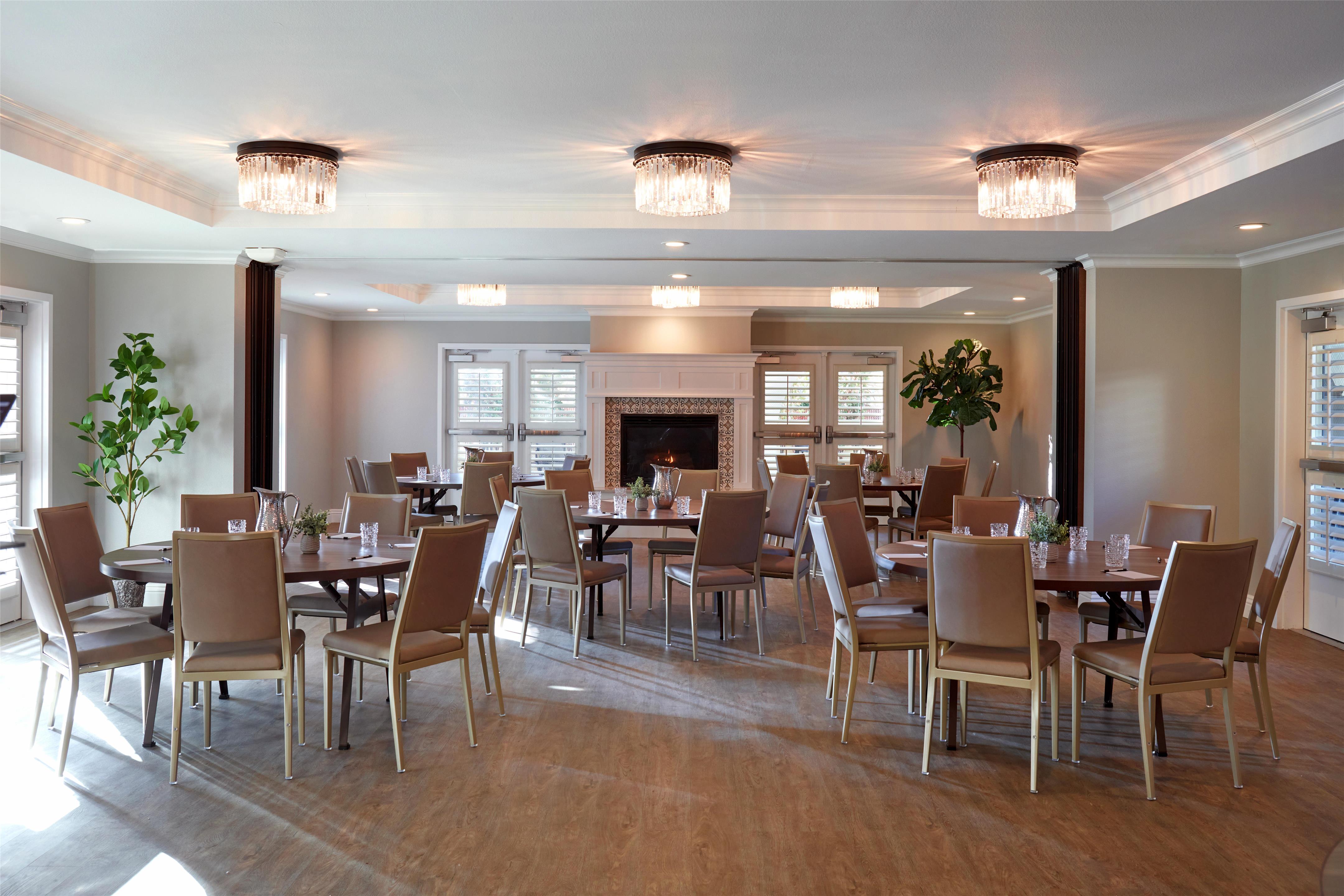 Meeting Room | The Lodge at Healdsburg, Tapestry Collection by Hilton