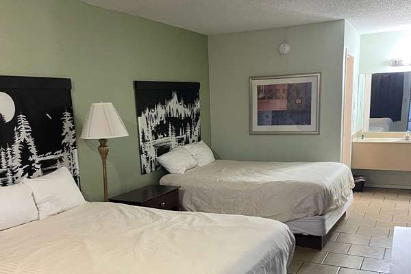  - Days Inn Near Theatre District Branson