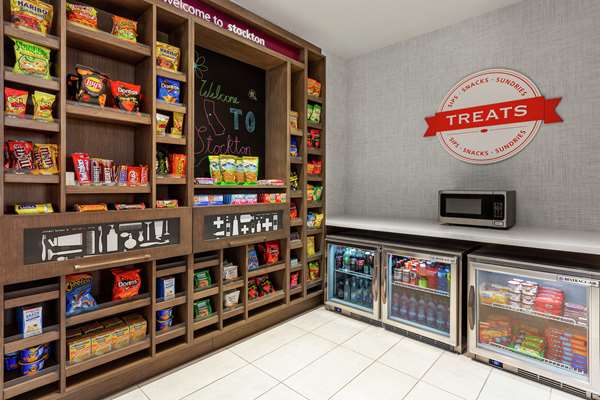 Restaurant - Hampton Inn Stockton - CA 99, Exit 250