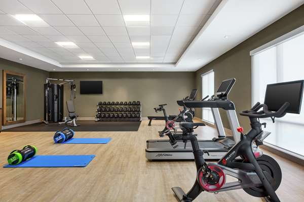 Fitness/ Exercise Room - Hampton Inn Stockton - CA 99, Exit 250