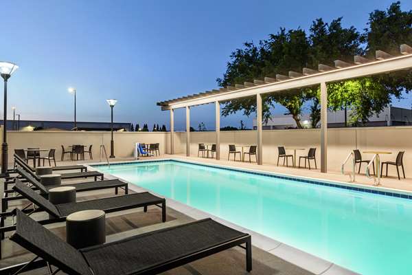 Pool - Hampton Inn Stockton - CA 99, Exit 250