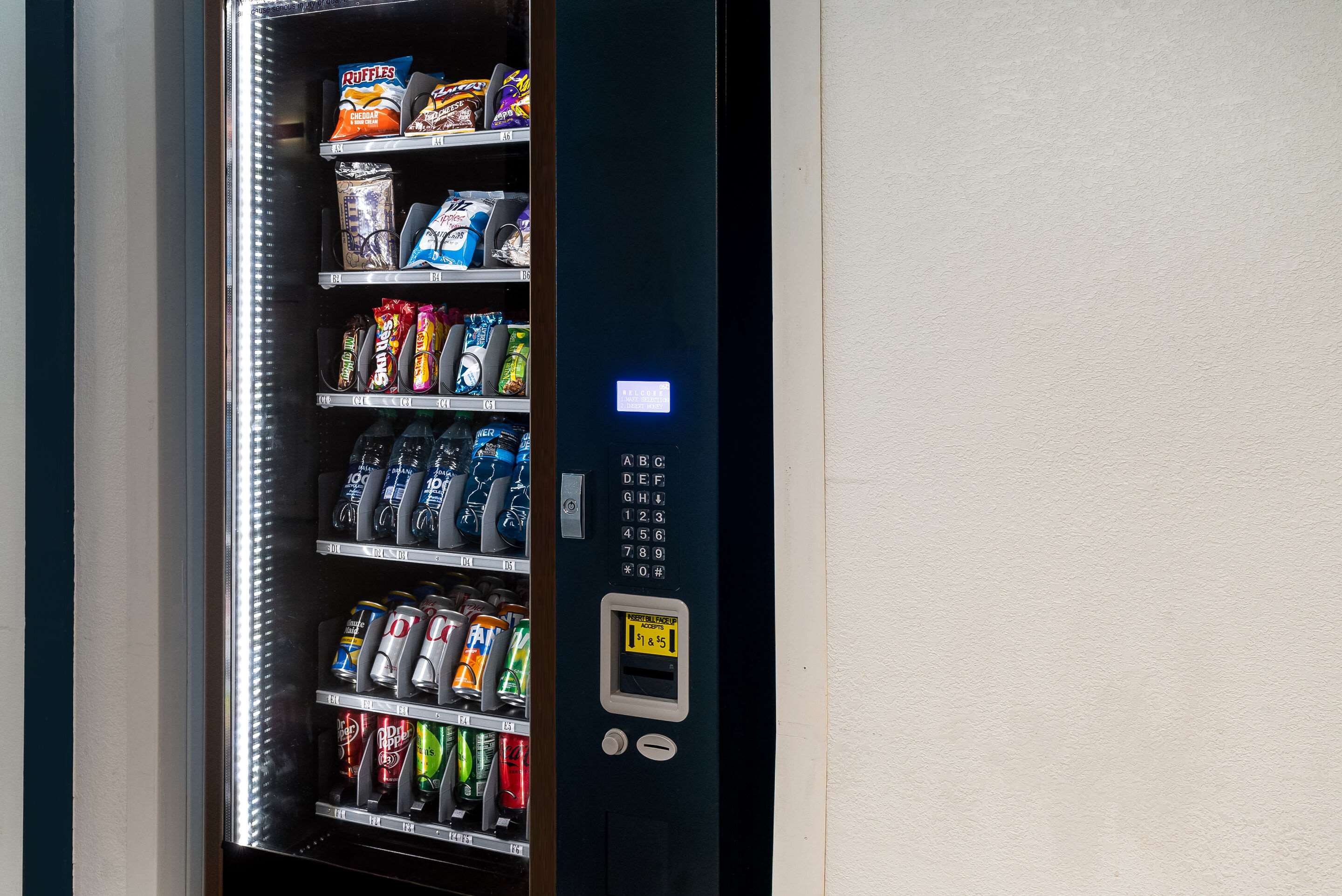 Hotel vending area | Sleep Inn Spartanburg Southwest