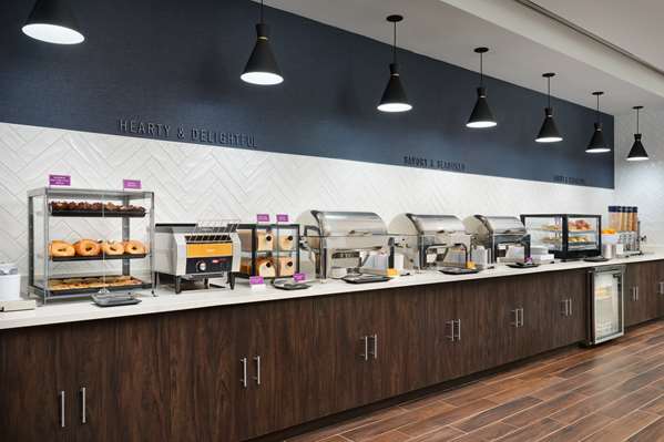 Amenities - Hampton Inn Towson