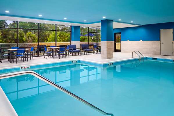 Pool - Hampton Inn Towson
