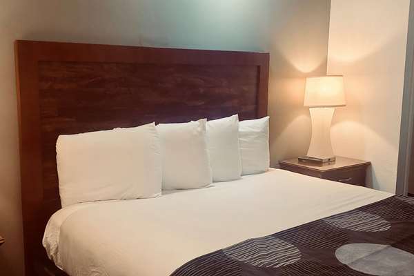  - Oceanside Inn & Suites Fort Bragg