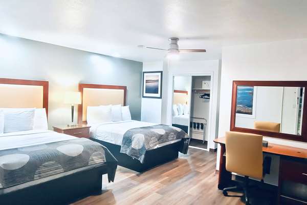  - Oceanside Inn & Suites Fort Bragg