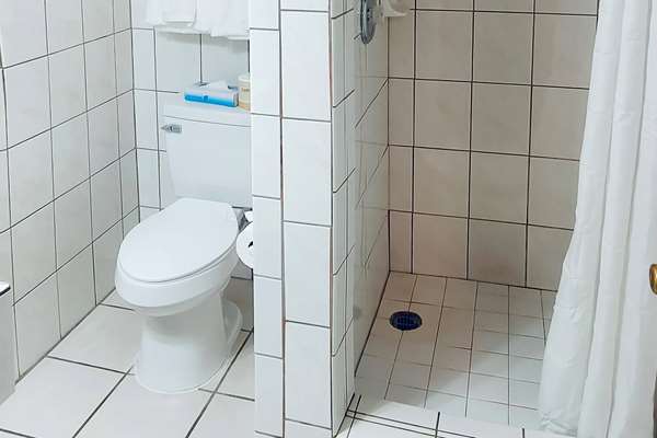  - Oceanside Inn & Suites Fort Bragg