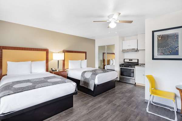  - Oceanside Inn & Suites Fort Bragg