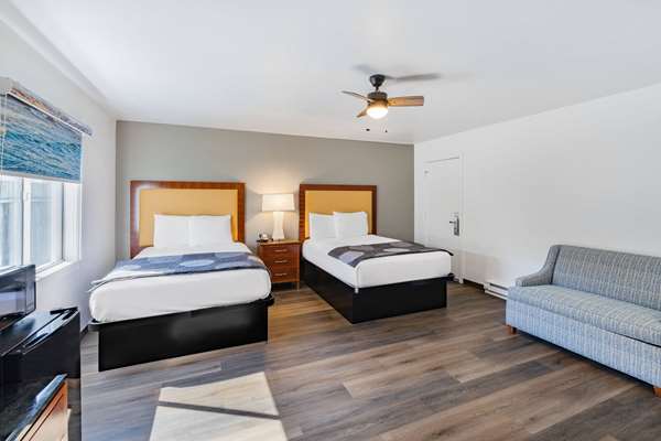  - Oceanside Inn & Suites Fort Bragg