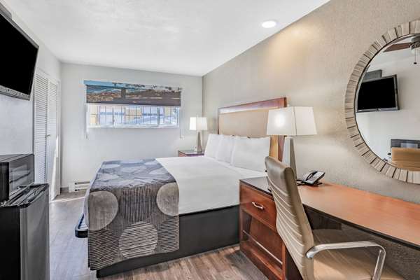 Suite - Oceanside Inn & Suites Fort Bragg