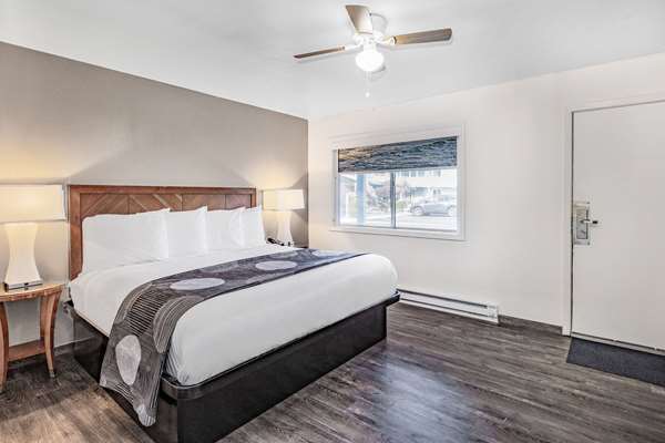  - Oceanside Inn & Suites Fort Bragg