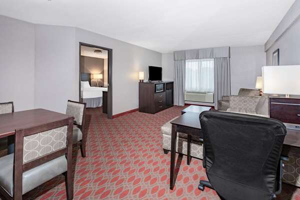 Suite - Baymont Inn & Suites Brooklyn Center - I-94 & I-694, Exit 34