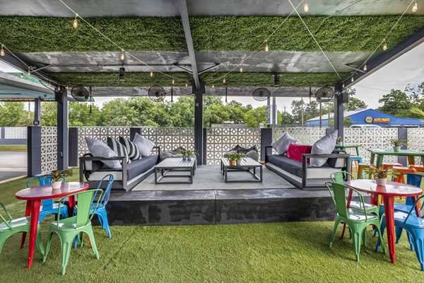  - Heights House Hotel North Houston - I-45, Exit 50