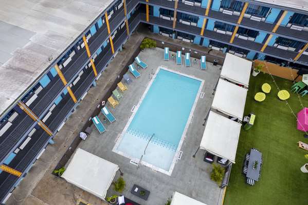 Exterior view - Heights House Hotel North Houston - I-45, Exit 50