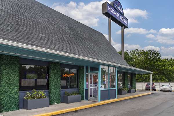 Exterior view - Heights House Hotel North Houston - I-45, Exit 50
