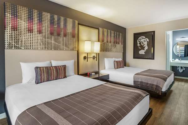  - Heights House Hotel North Houston - I-45, Exit 50