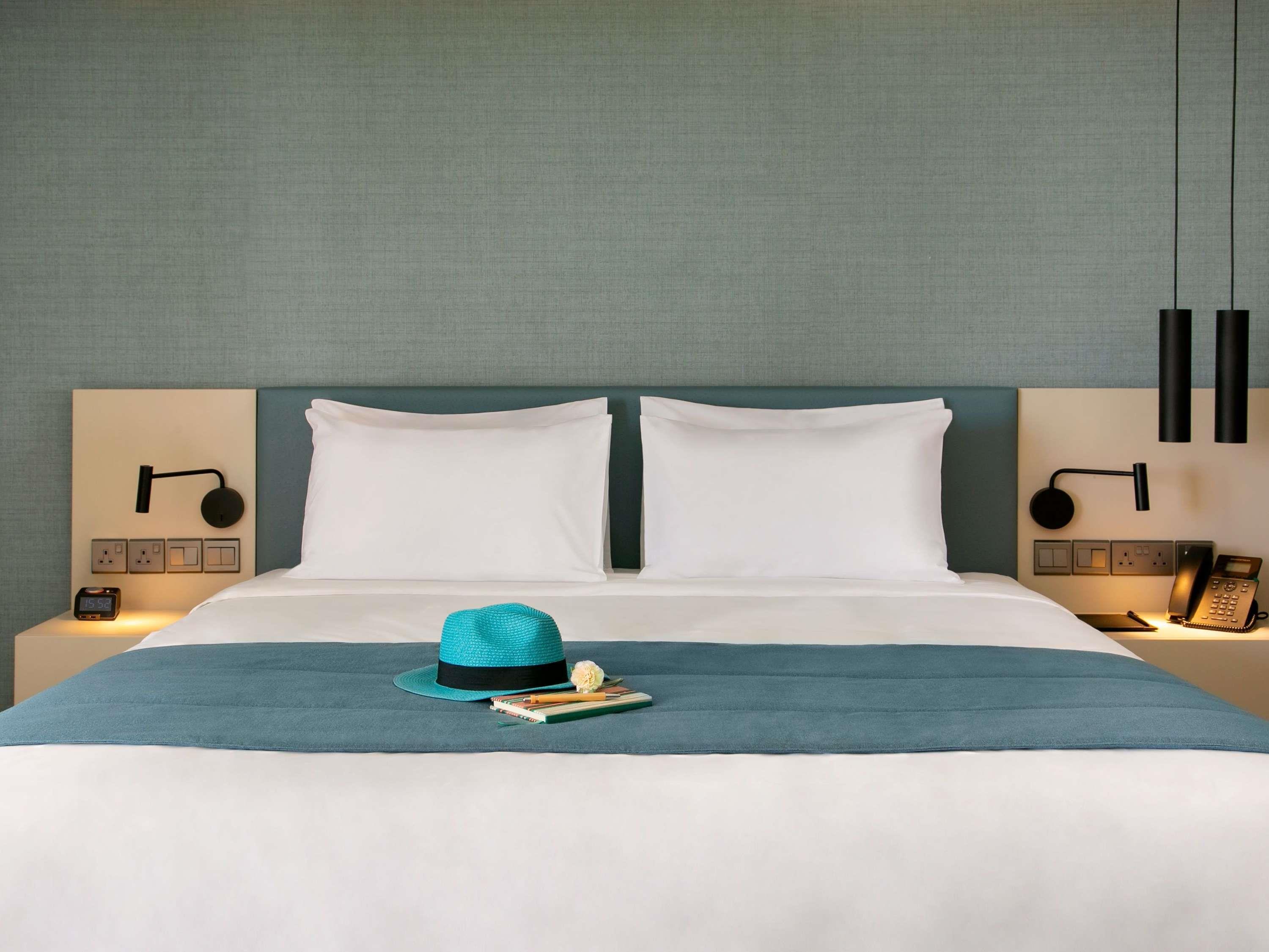 Mercure Larnaca Beach Resort Room Type - Superior Room balcony - 1 double bed