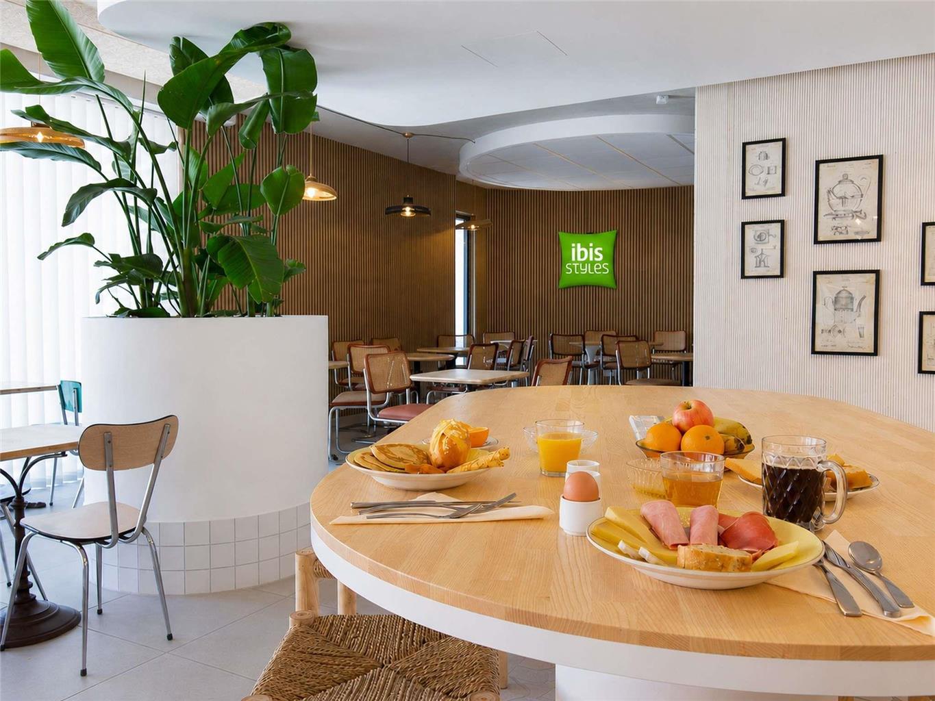 Ibis Styles Salon De Provence