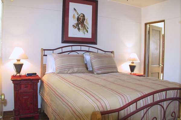  - Casas de Suenos Old Town Historic Inn Albuquerque