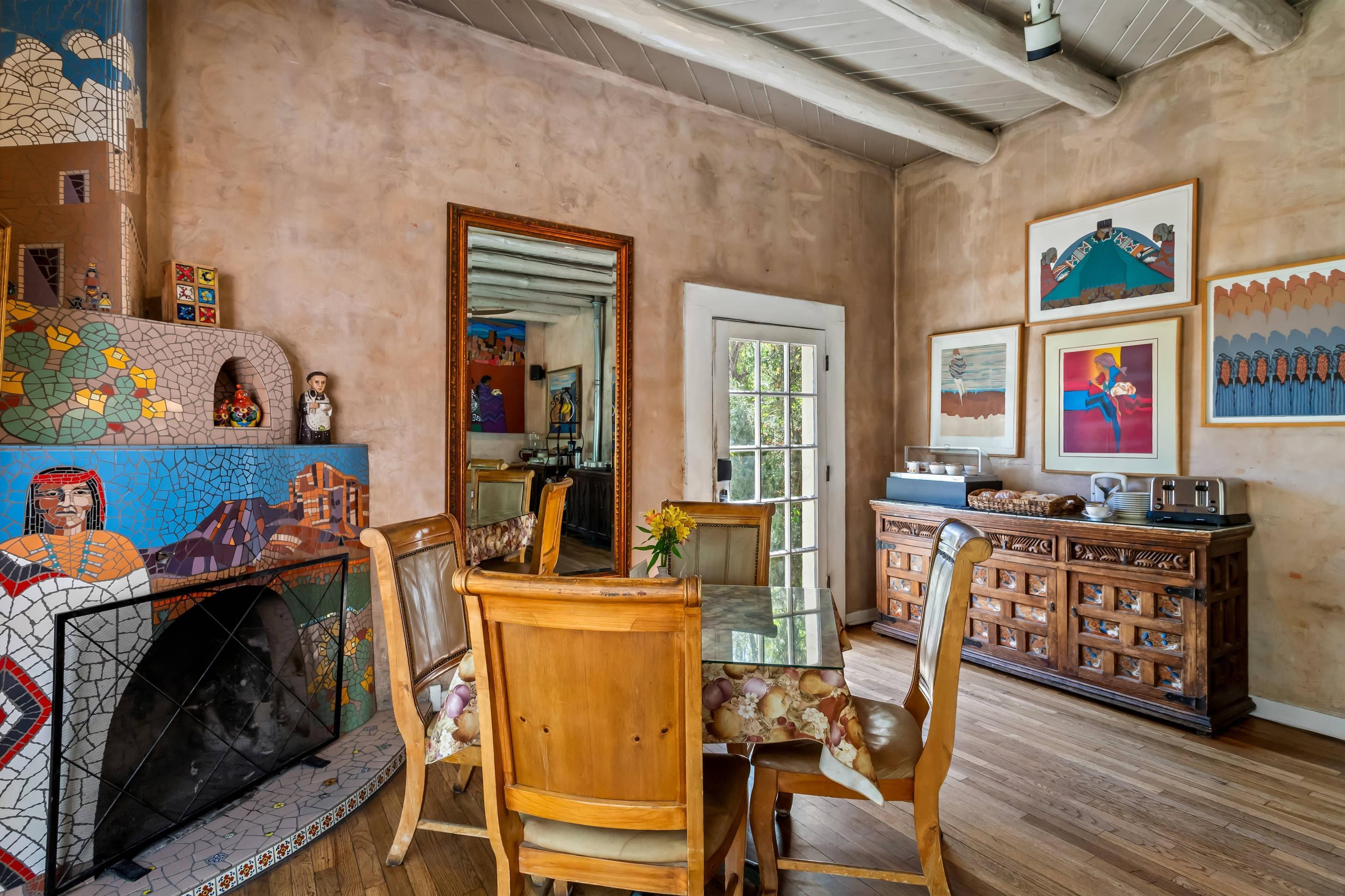 Breakfast area | Casas de Suenos Old Town Historic Inn